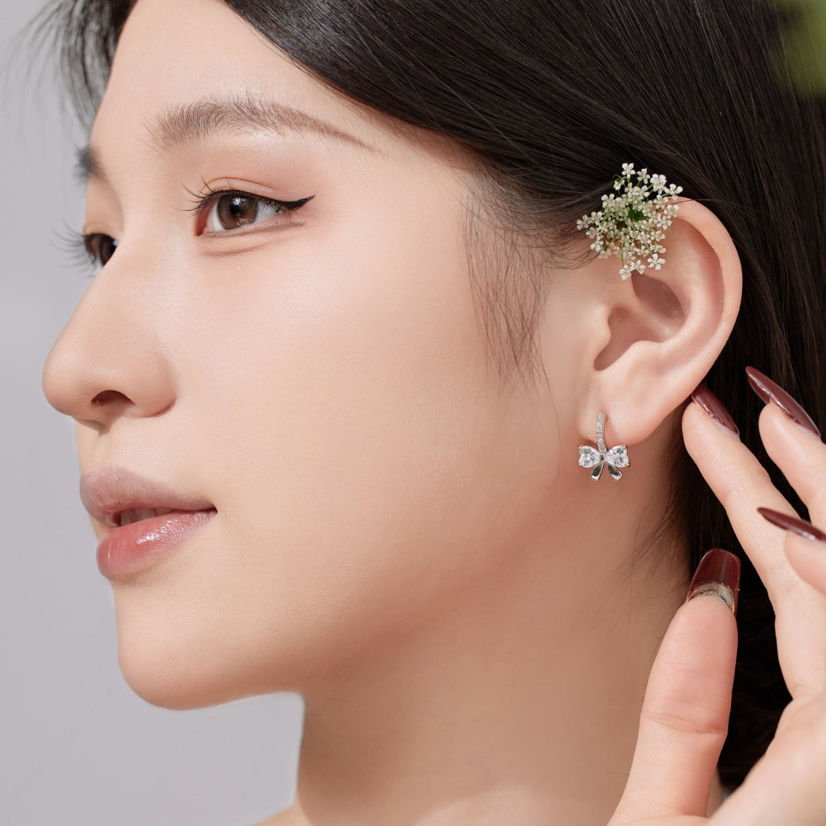 [Sparkling Aurora]Exquisite Earrings With Heart-Shaped Bow Design