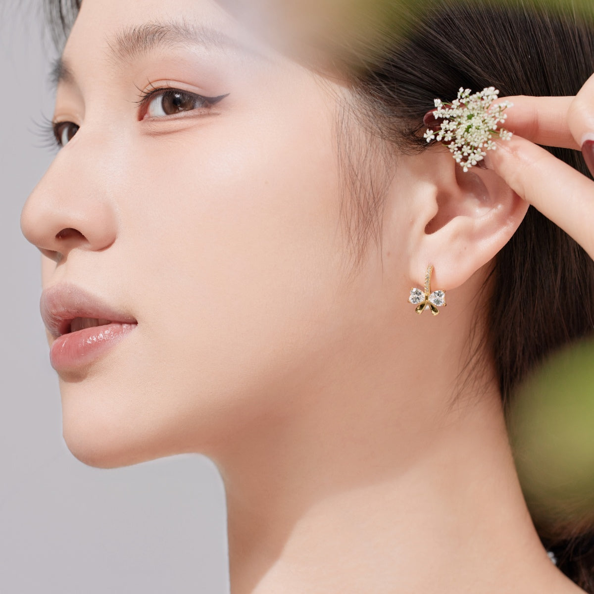 [Sparkling Aurora]Exquisite Earrings With Heart-Shaped Bow Design