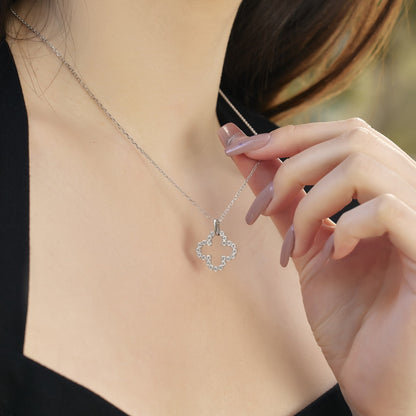 [Sparkling Aurora]Four-Leaf Clover Hollow Design Exquisite Necklace