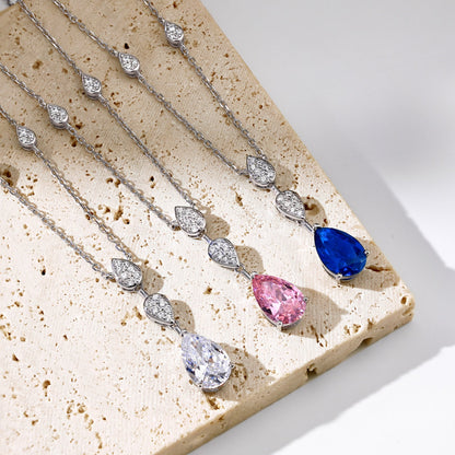 [Sparkling Aurora]Dazzling Pear Cut Necklace