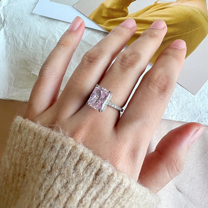 [Sparkling Aurora]4.0 Carat Luxurious Engagement Ring