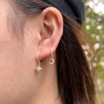 [Sparkling Aurora]Star and Moon Asymmetric Earrings