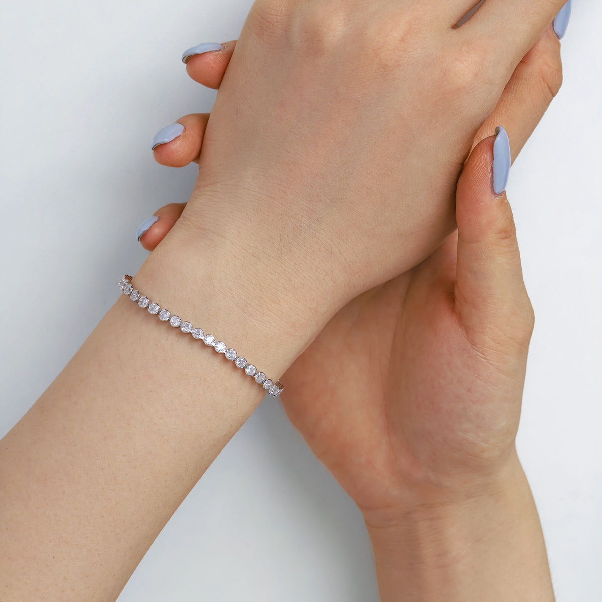 [Sparkling Aurora]Ornate  Sparkling Round Cut Daily Bracelet