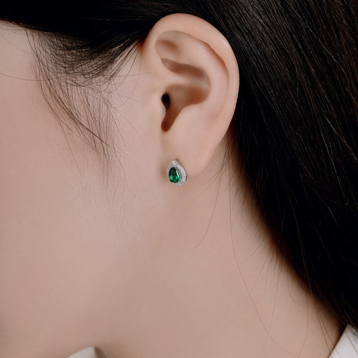 [Sparkling Aurora]Luxurious Water Drop Shape Earrings