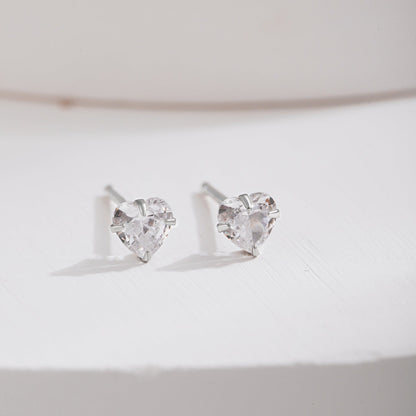 [Sparkling Aurora]Sparkling Heart Shaped Simple Earrings