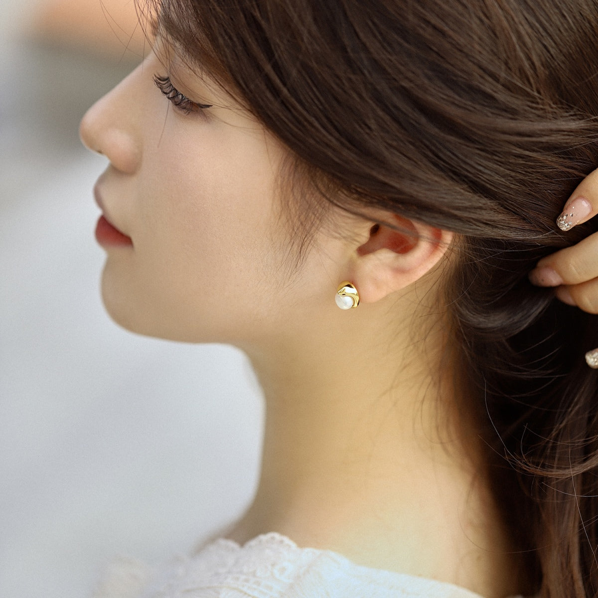 [Sparkling Aurora]Dainty Bread Pearl Earrings