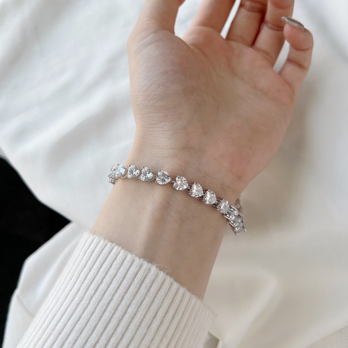 [Sparkling Aurora]0.75 Carat Elegant Romantic Heart Shape Lover Bracelet