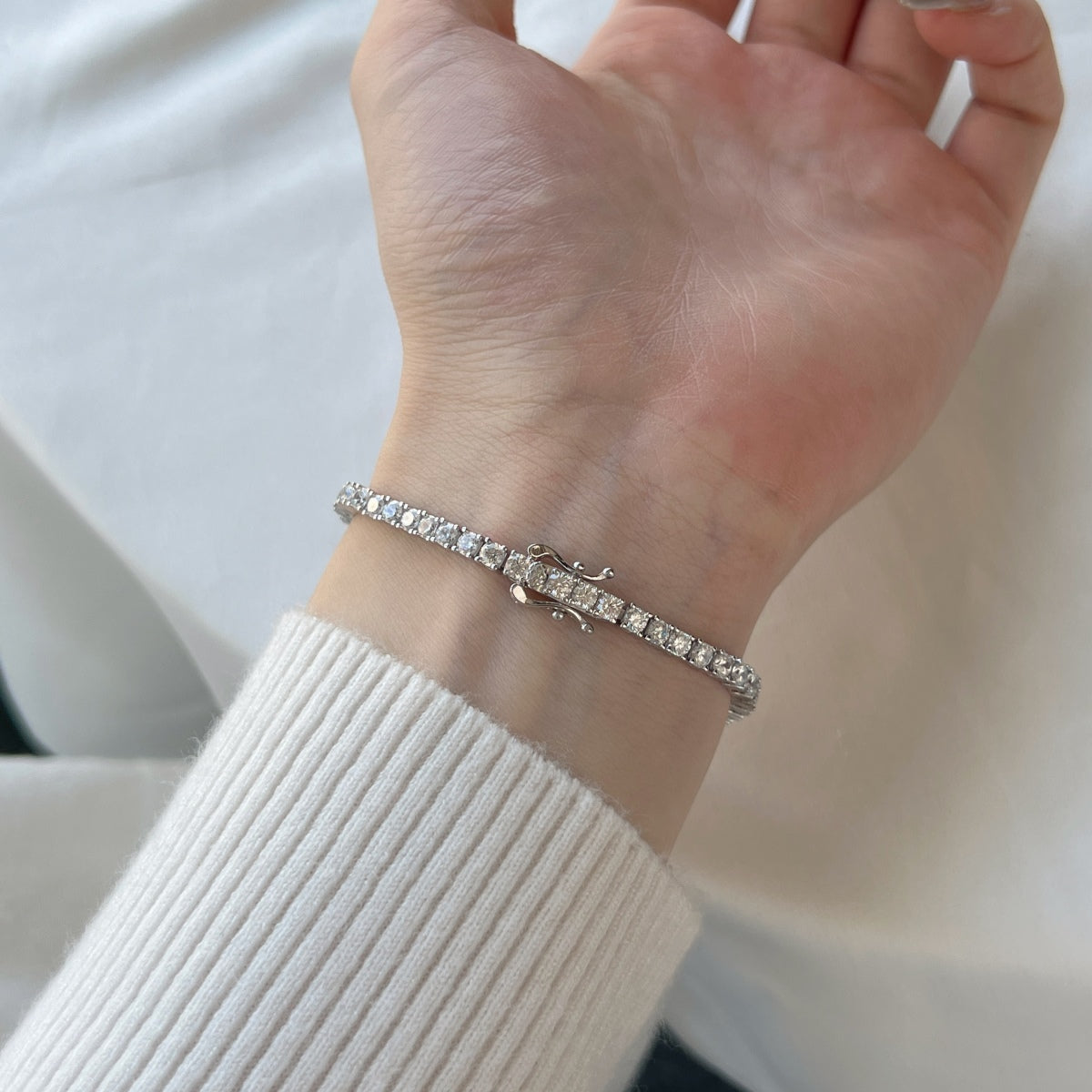 [Sparkling Aurora]Dainty Charming Round Cut Tennis Bracelet