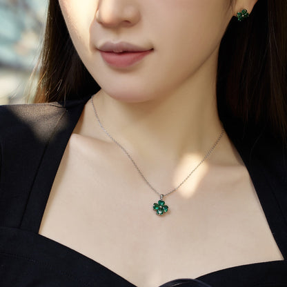 [Sparkling Aurora]Heart-Shaped Four-Leaf Clover Bead Necklace