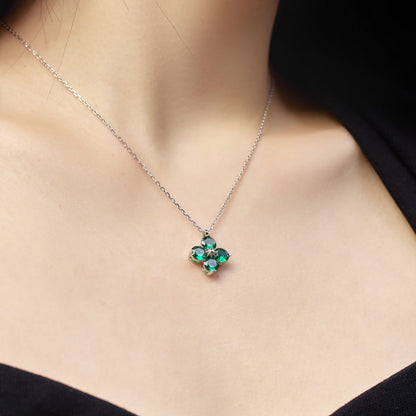 [Sparkling Aurora]Four-Leaf Clover And Eight-Pointed Star Necklace