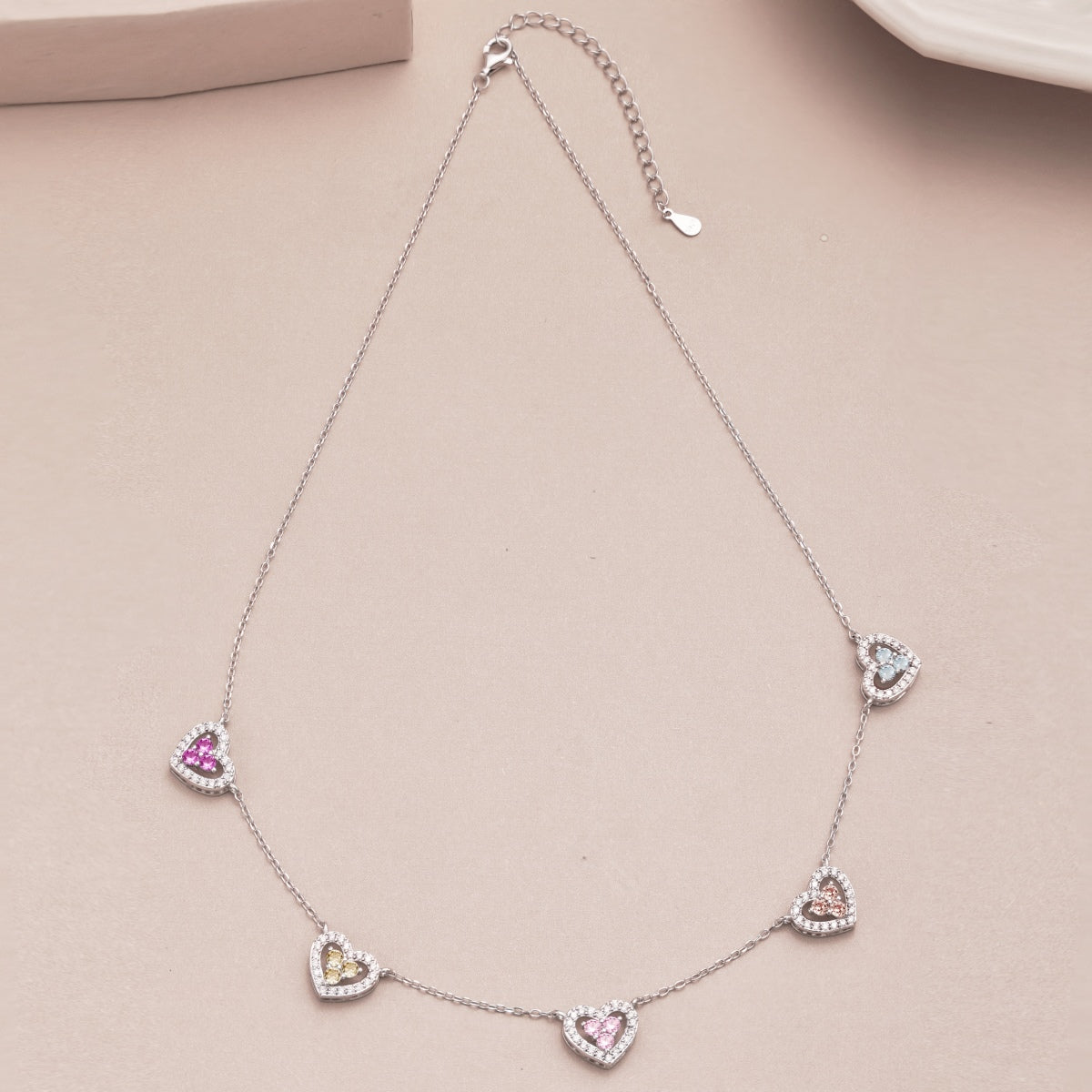 [Sparkling Aurora]Sparkling Five Heart Necklace